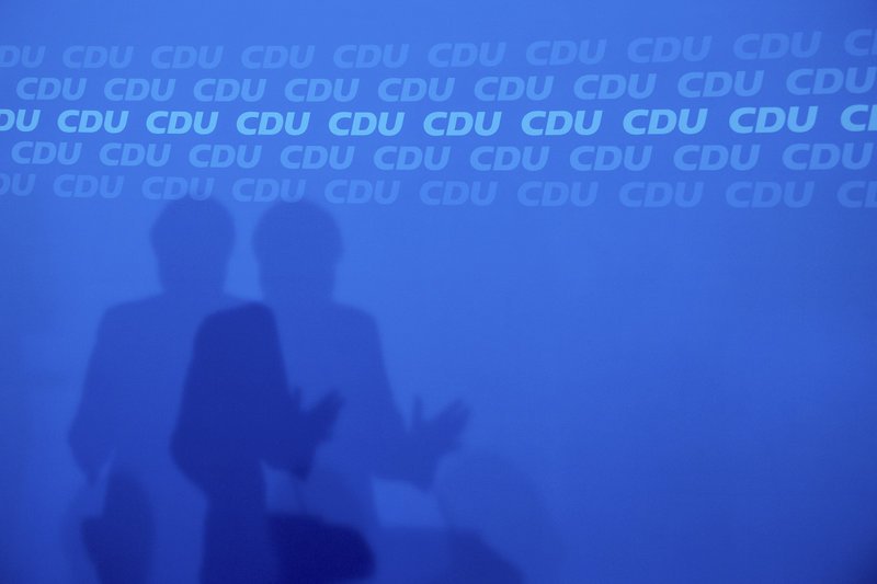 Ευρώπη χωρίς Μέρκελ -Δύσκολο για τον Μακρόν να καλύψει το κενό ηγεσίας | iefimerida.gr 1