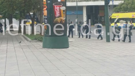 28η Οκτωβρίου: Παρέλαση με κάγκελα και θεατές αστυνομικούς και επισήμους | iefimerida.gr 11