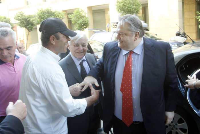 Βενιζέλος: Η χώρα αγωνίζεται να γυρίσει στον Δεκέμβρη του 2014 | iefimerida.gr 2