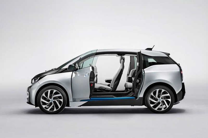 Η ηλεκτρική BMW i3 δεν έχει ρεύμα | iefimerida.gr 1