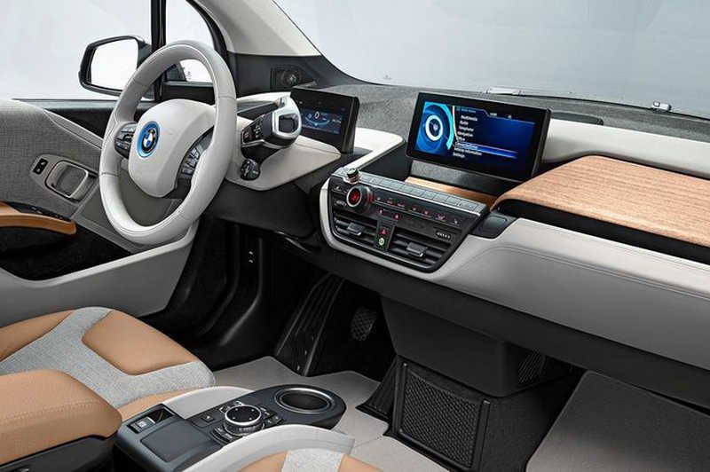 Η ηλεκτρική BMW i3 δεν έχει ρεύμα | iefimerida.gr 2