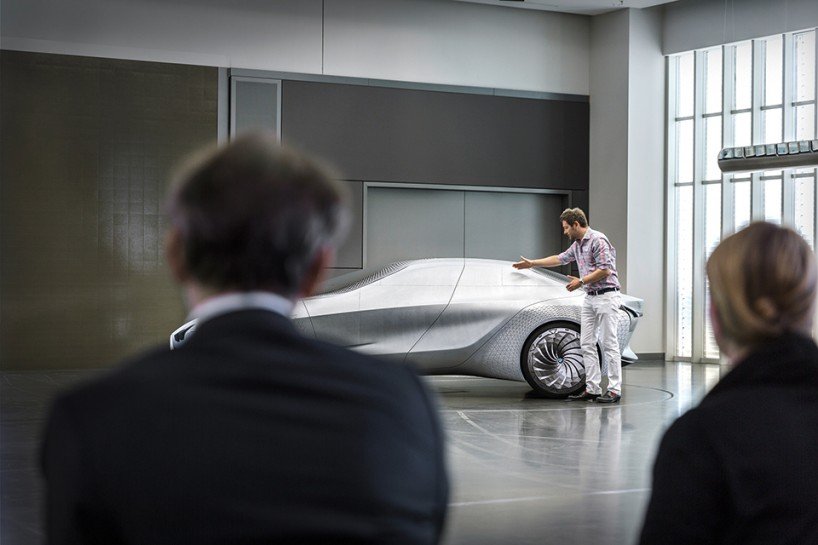 BMW: Έτσι βλέπει το μέλλον της αυτοκίνησης ο γερμανικός κολοσσός | iefimerida.gr 8