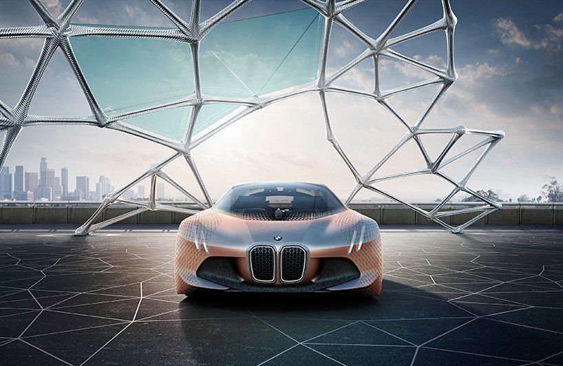 BMW: Έτσι βλέπει το μέλλον της αυτοκίνησης ο γερμανικός κολοσσός | iefimerida.gr 1