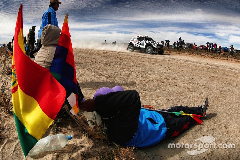 Εντυπωσιακές φωτογραφίες από το Dakar 2016, στο οποίο θριάμβευσε η Peugeot | iefimerida.gr 6