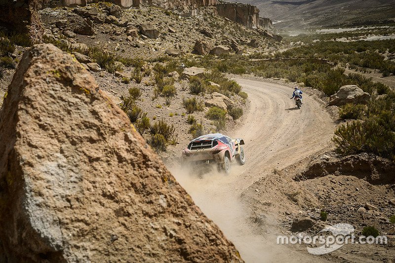 Εντυπωσιακές φωτογραφίες από το Dakar 2016, στο οποίο θριάμβευσε η Peugeot | iefimerida.gr 2