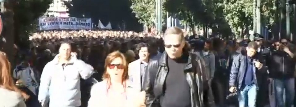 Δικηγόροι, γιατροί, μηχανικοί στους δρόμους της Αθήνας -«Κάτσε καλά Κατρούγκαλε» | iefimerida.gr 6