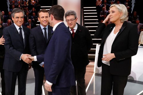 Νέα δημοσκόπηση: Ο Μακρόν νικά Λεπέν και Φιγιόν στο δεύτερο γύρο | iefimerida.gr 3