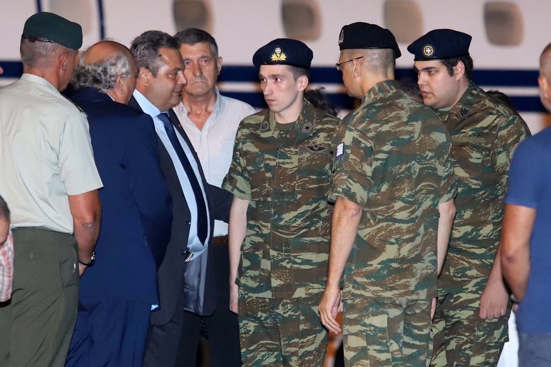 Ελεύθεροι οι 2 στρατιωτικοί -Ανοιγμα Ερντογάν σε Ευρώπη, στα άκρα με Τραμπ | iefimerida.gr 5