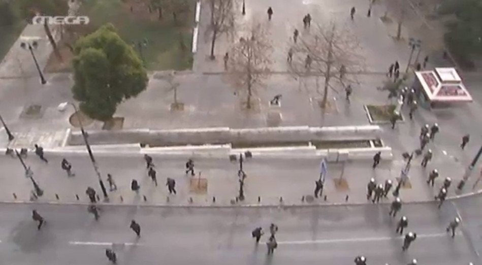 Κατέβασε ρολά η Ελλάδα την Πέμπτη -Μεγαλειώδεις πορείες κατά του Ασφαλιστικού | iefimerida.gr 22