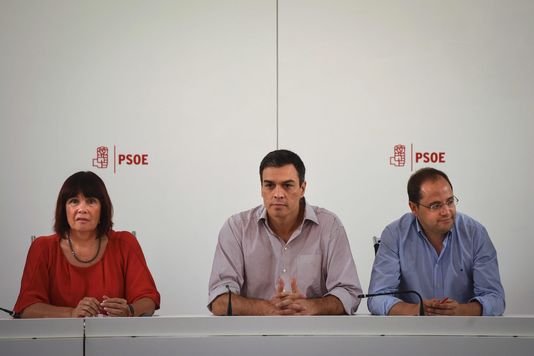 Ισπανία: Χωρίς κυβέρνηση, σπρώχνουν μαλακά τον Ραχόι να φύγει | iefimerida.gr 0