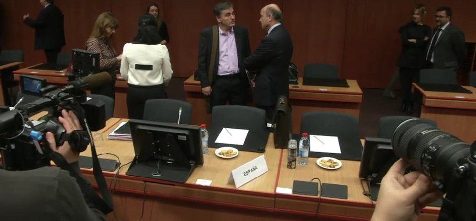 Πυκνώνουν τα σύννεφα – Το τριπλό μήνυμα των δανειστών στην κυβέρνηση | iefimerida.gr 0