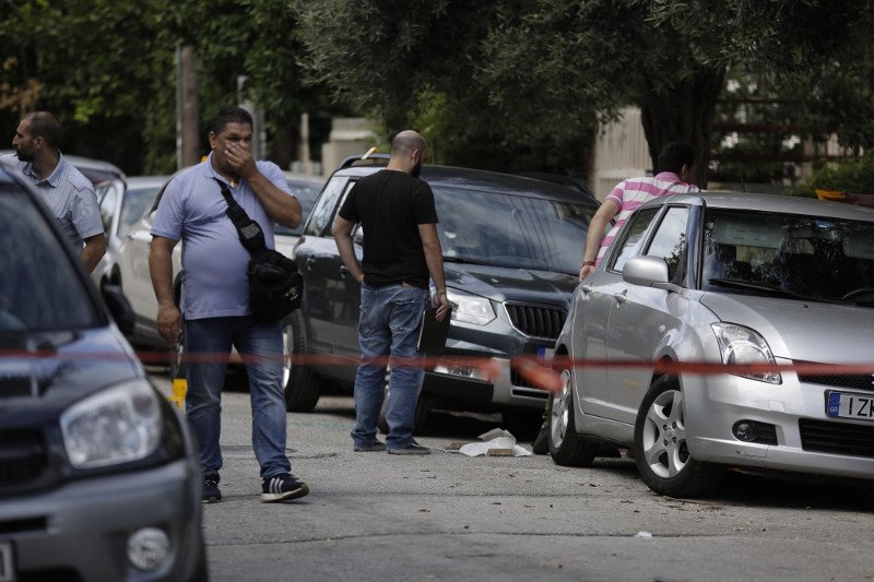 Νεκρός ο άνδρας που γάζωσαν με καλάσνικοφ στο Π. Φάληρο -Αποκλειστικό βίντεο | iefimerida.gr 2