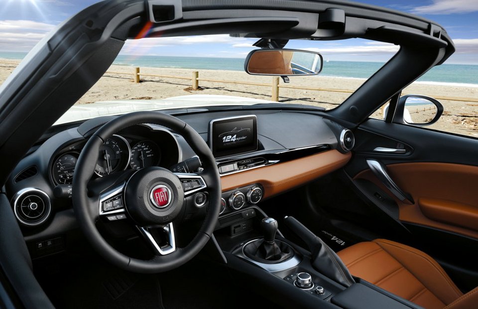 To Fiat 124 Spider κοστίζει από 31.000 ευρώ | iefimerida.gr 2