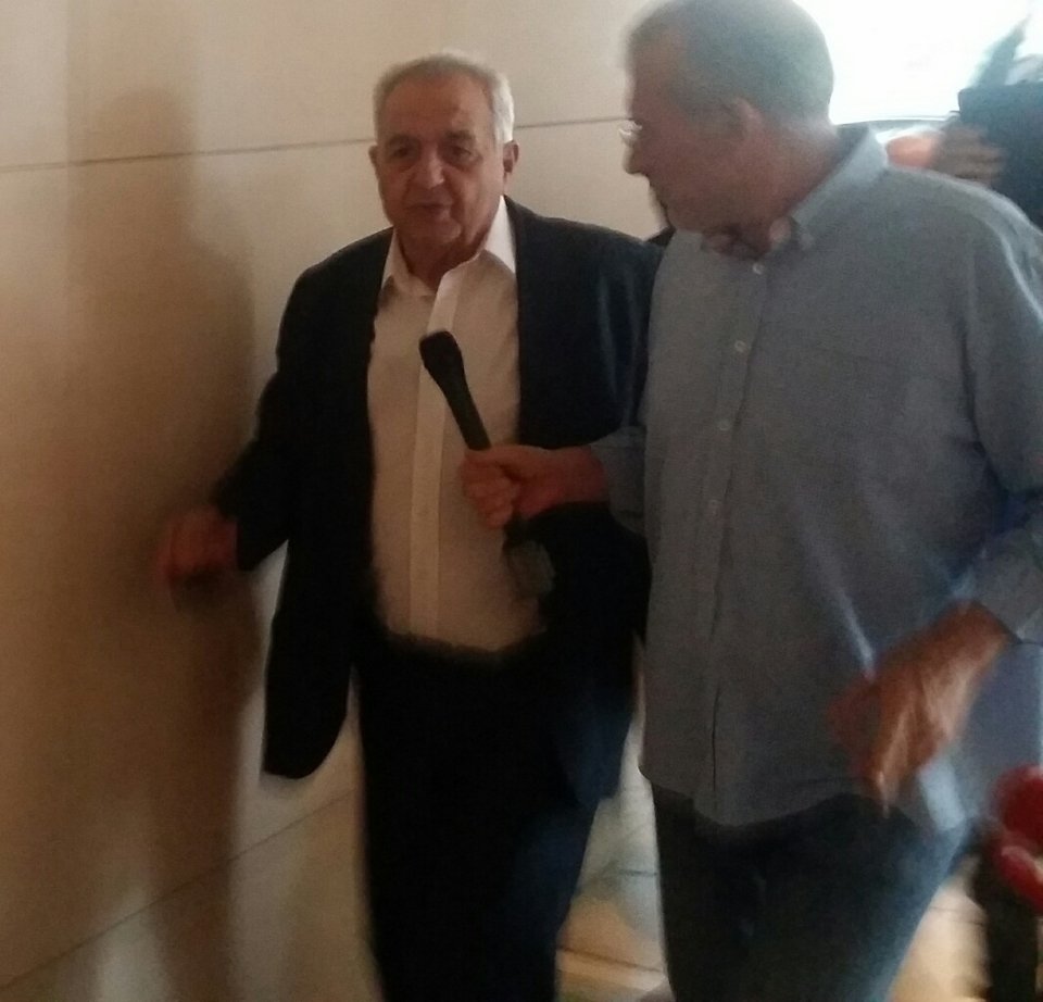 Εκνευρισμένοι οι δανειστές με Τσακαλώτο και Φλαμπουράρη -Οι υπουργοί «έστησαν» την Τρόικα, πήγαν αργοπορημένοι στο ραντεβού | iefimerida.gr 1