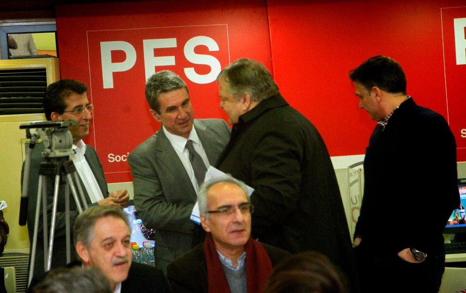 Η Φώφη Γεννηματά απαντά στον Θεοδωράκη: Οι απολίτικες γενικεύσεις εξυπηρετούν προσωπικούς στόχους | iefimerida.gr 3