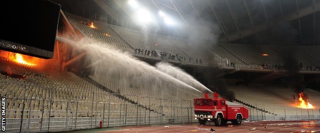 Αφιέρωμα του BBC στις μάχες Ολυμπιακού και Παναθηναϊκού: Εκεί το ποδόσφαιρο είναι θρησκεία, όχι παιχνίδι | iefimerida.gr 0