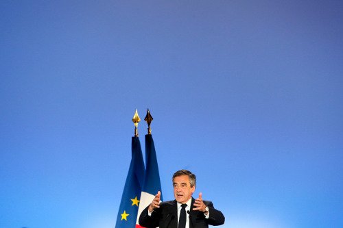 Δημοσκόπηση: Μπροστά ο Μακρόν -Κερδίζει έδαφος ο Φιγιόν | iefimerida.gr 3