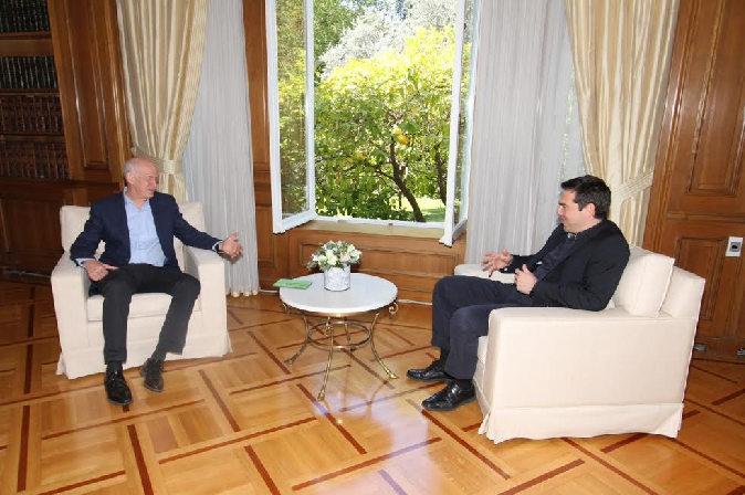 Αιφνιδιαστικό τετ α τετ Τσίπρα-Παπανδρέου στο Μέγαρο Μαξίμου | iefimerida.gr 0