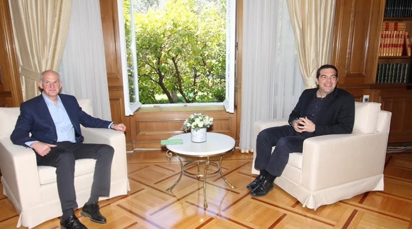 Αιφνιδιαστικό τετ α τετ Τσίπρα-Παπανδρέου στο Μέγαρο Μαξίμου | iefimerida.gr 1