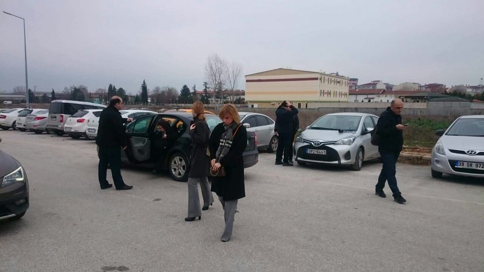 Το δικαστήριο απέρριψε το αίτημα αποφυλάκισης των δύο Ελλήνων στρατιωτικών -Παραμένουν σε τουρκική φυλακή | iefimerida.gr 3