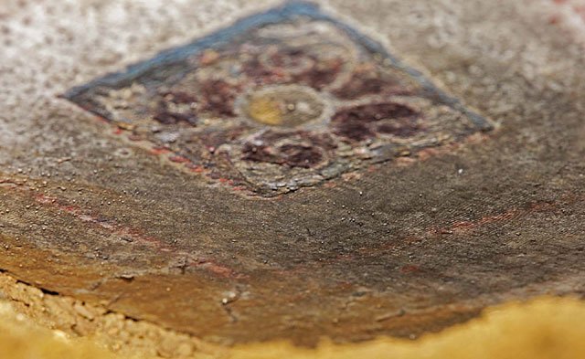 Δέος από τα νέα ευρήματα στην Αμφίπολη -Ολα όσα «μαρτυρούν» οι Καρυάτιδες | iefimerida.gr 6