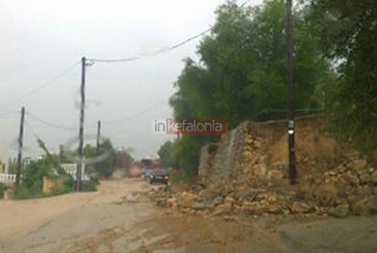Θεομηνία: Πνίγηκαν τα νησιά του Ιονίου - Κινδύνευσαν άνθρωποι στην Κεφαλονιά | iefimerida.gr 4
