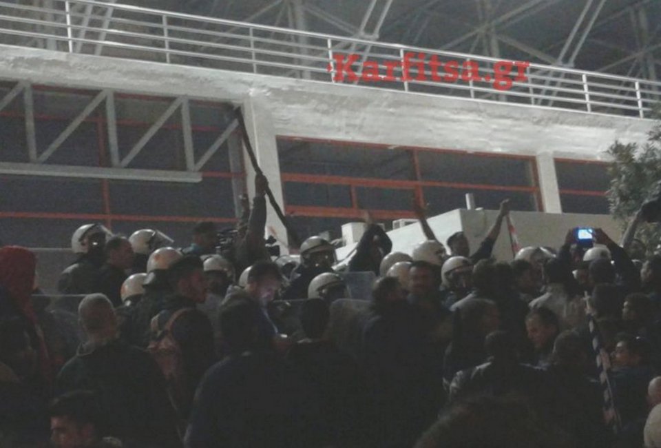 Δεν άφησαν τον υπουργό να πάει στην Agrotica -Xημικά εναντίον αγροτών στο Βελλίδειο | iefimerida.gr 4