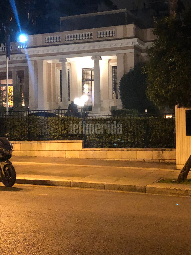 Τετ α τετ Τσίπρα-Κοτζιά στο Μαξίμου για το Σκοπιανό | iefimerida.gr 0