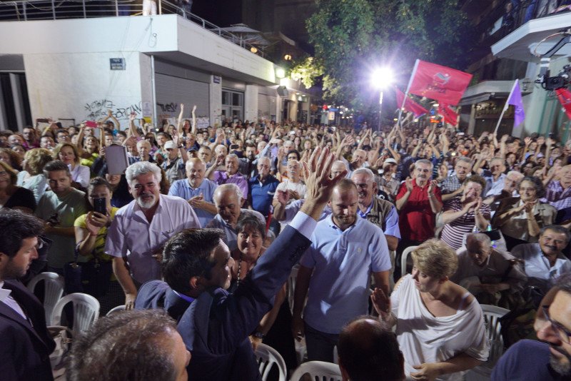 Τσίπρας στην Κοζάνη: Δεν θα συμπεθεριάσουμε με τα σόγια της ολιγαρχίας | iefimerida.gr 2