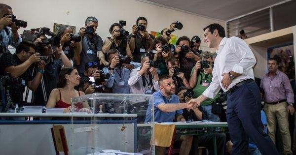 Αντίστροφη μέτρηση -Στις 19.00 η πρώτη εκτίμηση για το δημοψήφισμα | iefimerida.gr 1