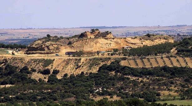 Ανατροπή δεδομένων στην Αμφίπολη -Τα νέα συμπεράσματα για τον τάφο, το λέοντα και το λόφο | iefimerida.gr 0