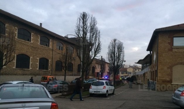 Υστερία στη Γαλλία: Πυροβολισμοί στο Παρίσι -Εκρηξη κοντά σε τέμενος στη Villefranche | iefimerida.gr 2