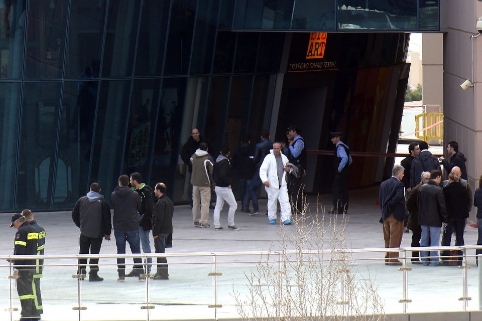 Οι πρώτες εικόνες από τo Mall μετά την έκρηξη της βόμβας | iefimerida.gr 1