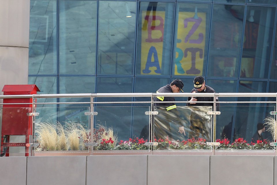 Οι πρώτες εικόνες από τo Mall μετά την έκρηξη της βόμβας | iefimerida.gr 4