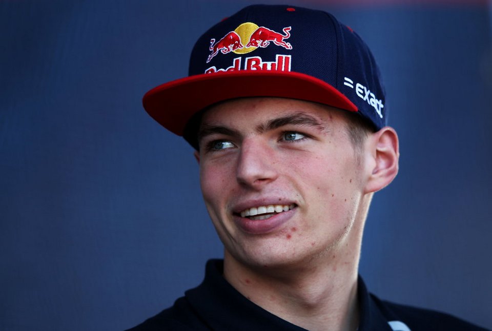 Τέλος ο Kvyat από τη Red Bull -Στη θέση του ο Verstappen | iefimerida.gr 0