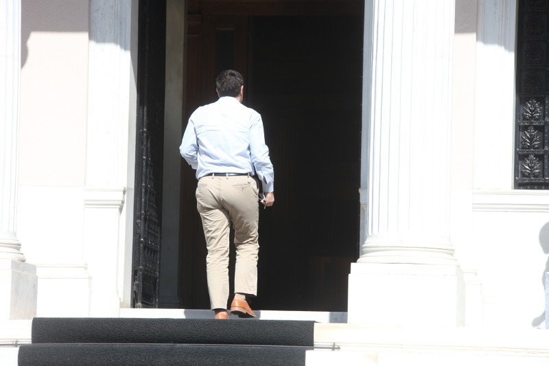 ΣΥΡΙΖΑ ευρώ και ΣΥΡΙΖΑ δραχμή -Ονόματα για τον ανασχηματισμό | iefimerida.gr 0