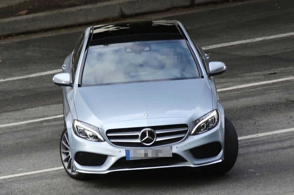 H καινούργια Mercedes C-Class σε γυρίσματα χωρίς καμουφλάζ | iefimerida.gr 3