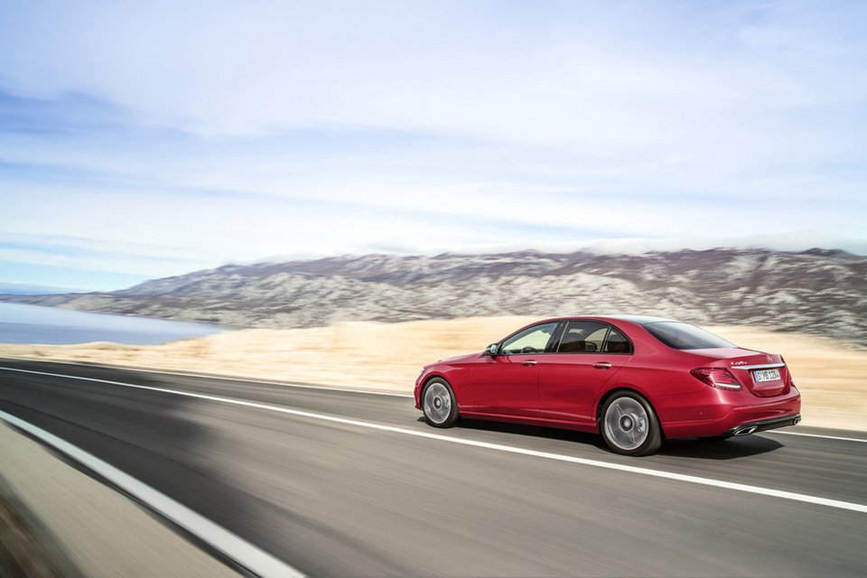 Αυτή είναι η νέα E-Class της Mercedes | iefimerida.gr 2