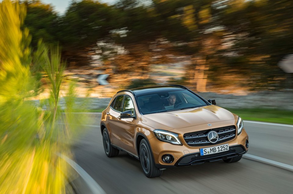 Η Mercedes παρουσίασε στο Ντιτρόιτ την ανανεωμένη GLA | iefimerida.gr 0