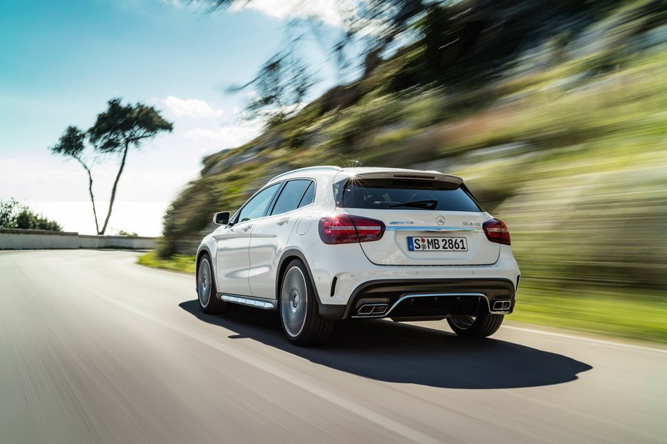 Η Mercedes παρουσίασε στο Ντιτρόιτ την ανανεωμένη GLA | iefimerida.gr 6