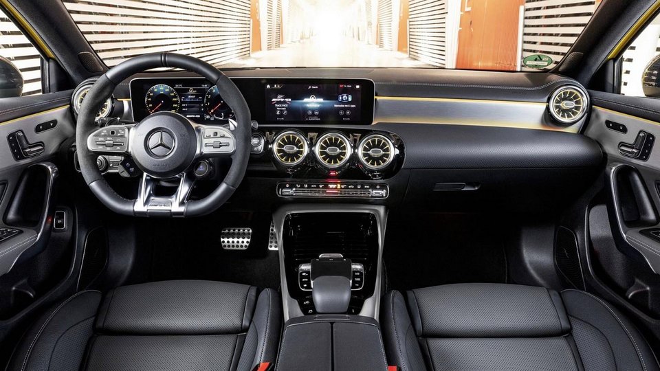 Η Mercedes-AMG A 35 4MATIC είναι με 306 ίππους η πιο ισχυρή Α-Class | iefimerida.gr 5