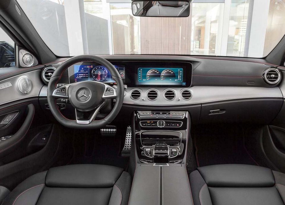 H τετρακίνητη Mercedes AMG E43 έχει 396 άλογα | iefimerida.gr 2