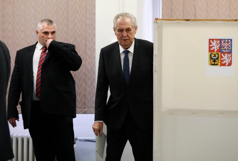 Εκλογές στην Τσεχία: Νικητής ο Μίλος Ζέμαν | iefimerida.gr 0