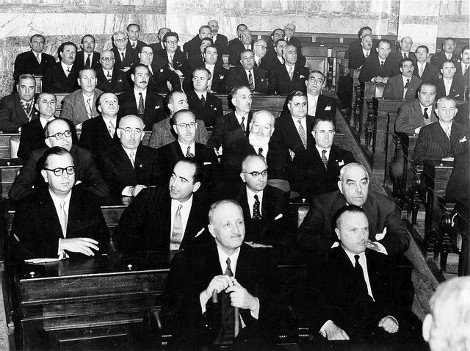 Σπάνιες φωτογραφίες από τη νέα σελίδα του Κωνσταντίνου Μητσοτάκη στο Facebook | iefimerida.gr 1