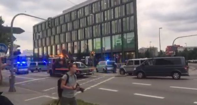 Μακελειό στο Μόναχο:18χρονος ο ένοπλος που σκότωσε 9 άτομα και αυτοκτόνησε | iefimerida.gr 19