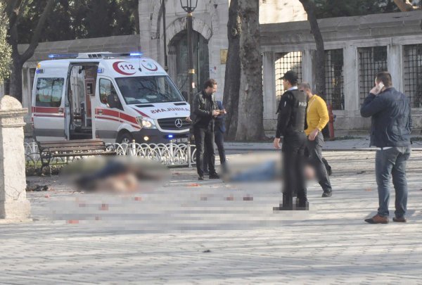 Κωνσταντινούπολη: Τρομοκρατικό χτύπημα με 10 νεκρούς & πολλούς τραυματίες | iefimerida.gr 1