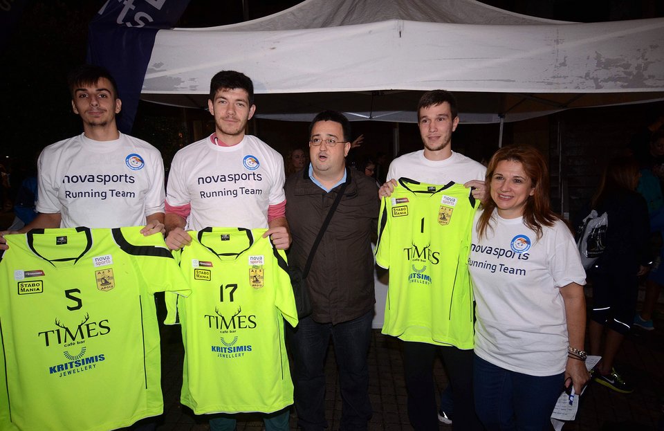 Ξεπέρασε τα 300 μέλη η Novasports Running Team | iefimerida.gr 0