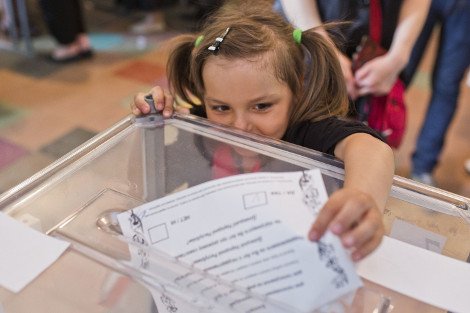 Υπέρ της ανεξαρτησίας ψήφισε το Ντονέτσκ της Ανατολικής Ουκρανίας | iefimerida.gr 3