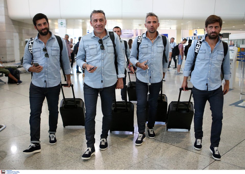 Ο Ολυμπιακός με Replay Jeans αναχώρησε για την Πορτογαλία | iefimerida.gr 0