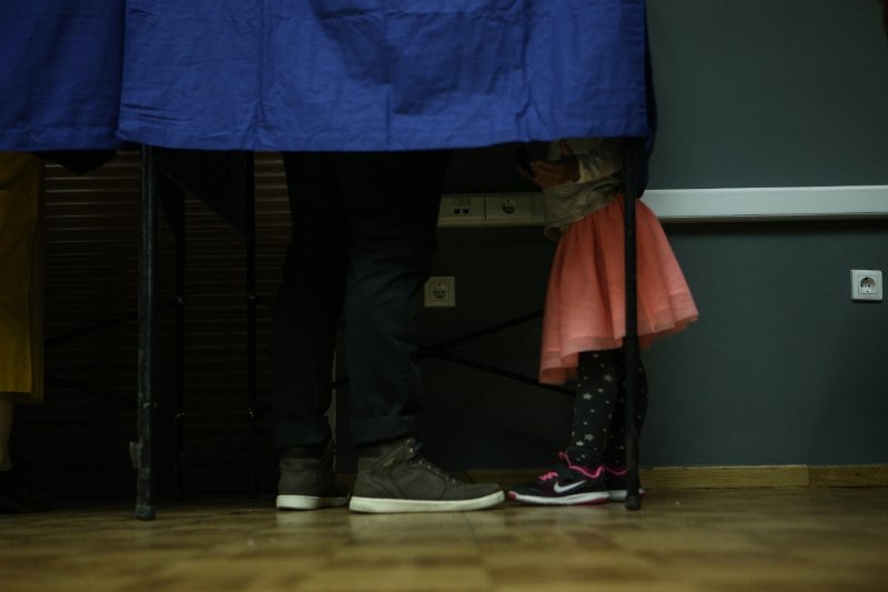 210.264 ψήφισαν για νέο πρόεδρο στην Κεντροαριστερά | iefimerida.gr 13
